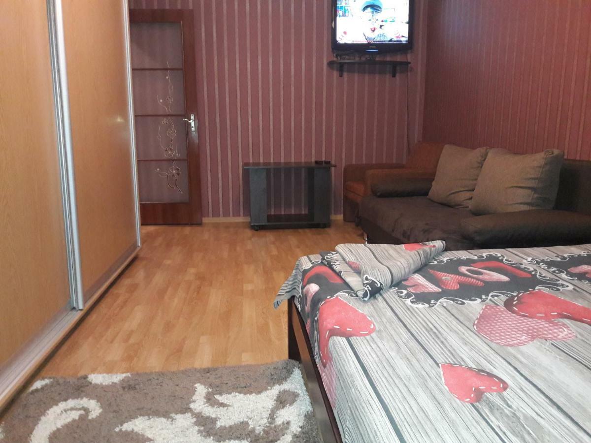 Apartment in the city center TTchernihiv Extérieur photo